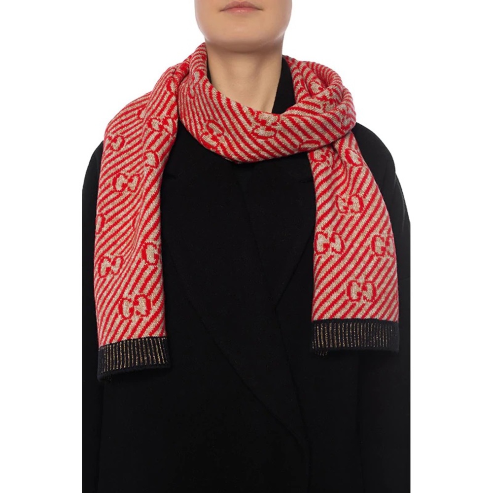 Gucci wool scarf